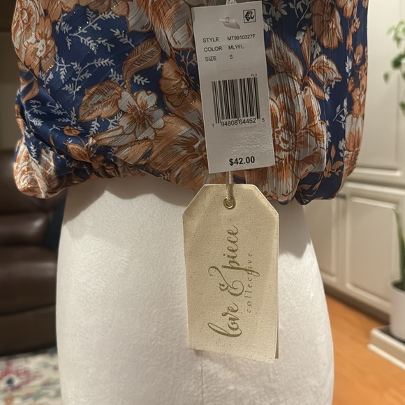 Coordinating Floral Print Ruffle Strap V-Neck Top - Picture 4 of 6